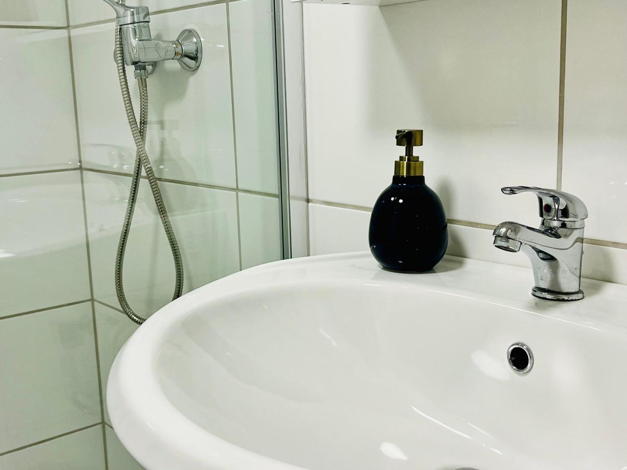 Aycatcherhomes - Top Lage I Zentral I Altstadt Marburg I Naehe Fluss Lahn I Wlan I Parterre Boutique Apartment Orion Zewnętrze zdjęcie